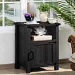 Joaxswe Boho Fluted Nightstand for Bedroom, 18" Rustic Night Stand with Charging Station & USB Port, Modern Accent Bedside Tables with Open Storage Shelf & Door, Wood End Table for Home, Natural Oak